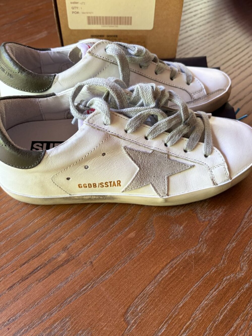 Auth NIB Golden Goose Super Star White Olive Green Size 35